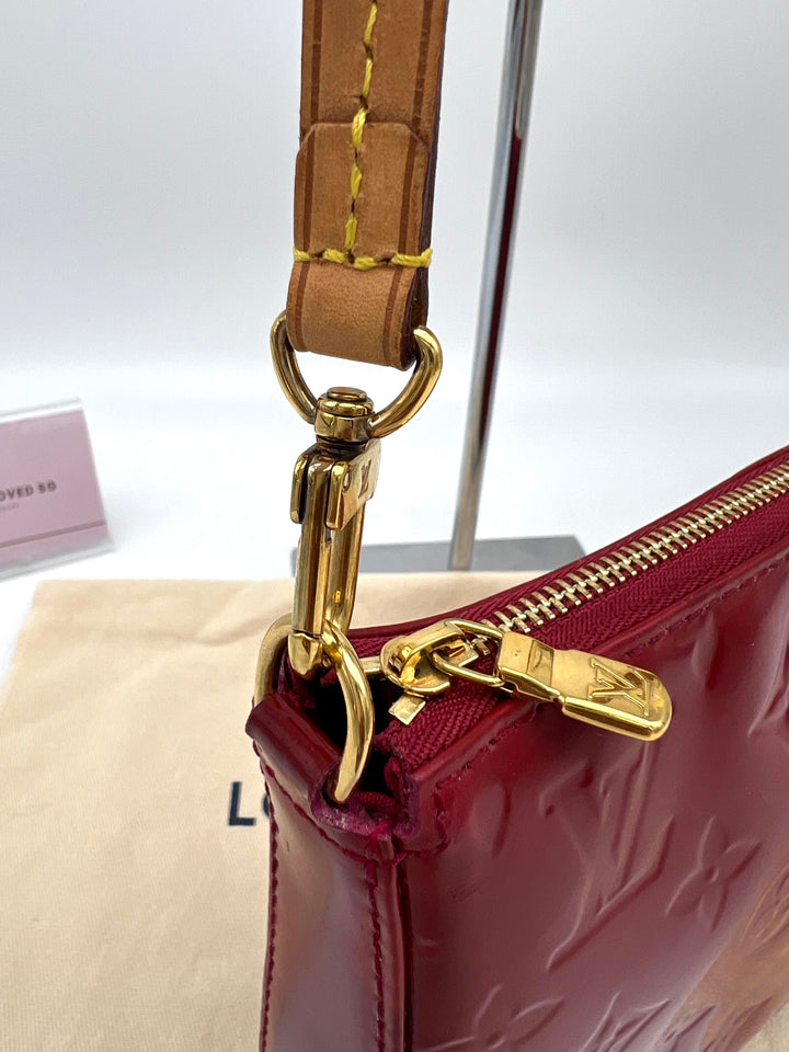 LOUIS VUITTON POCHETTE ACCESSOIRES VERNIS ( NEW MODEL )