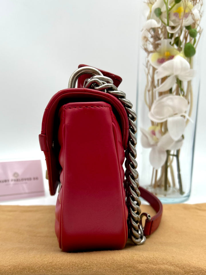 LOUIS VUITTON NEW WAVE CHAIN SHOULDER BAG