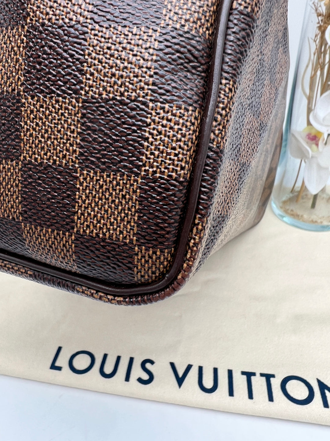 LOUIS VUITTON BANDOULIERE 30 DAMIER EBENE