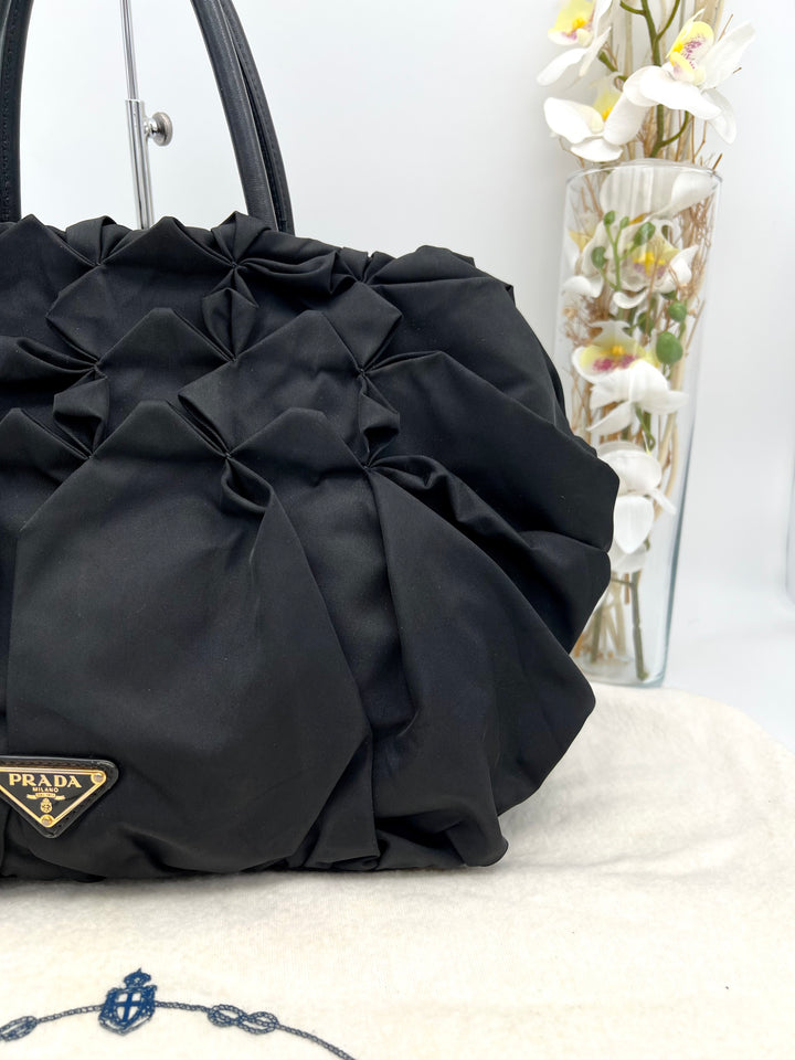 PRADA NYLON PLEATED HANDLE NYLON
