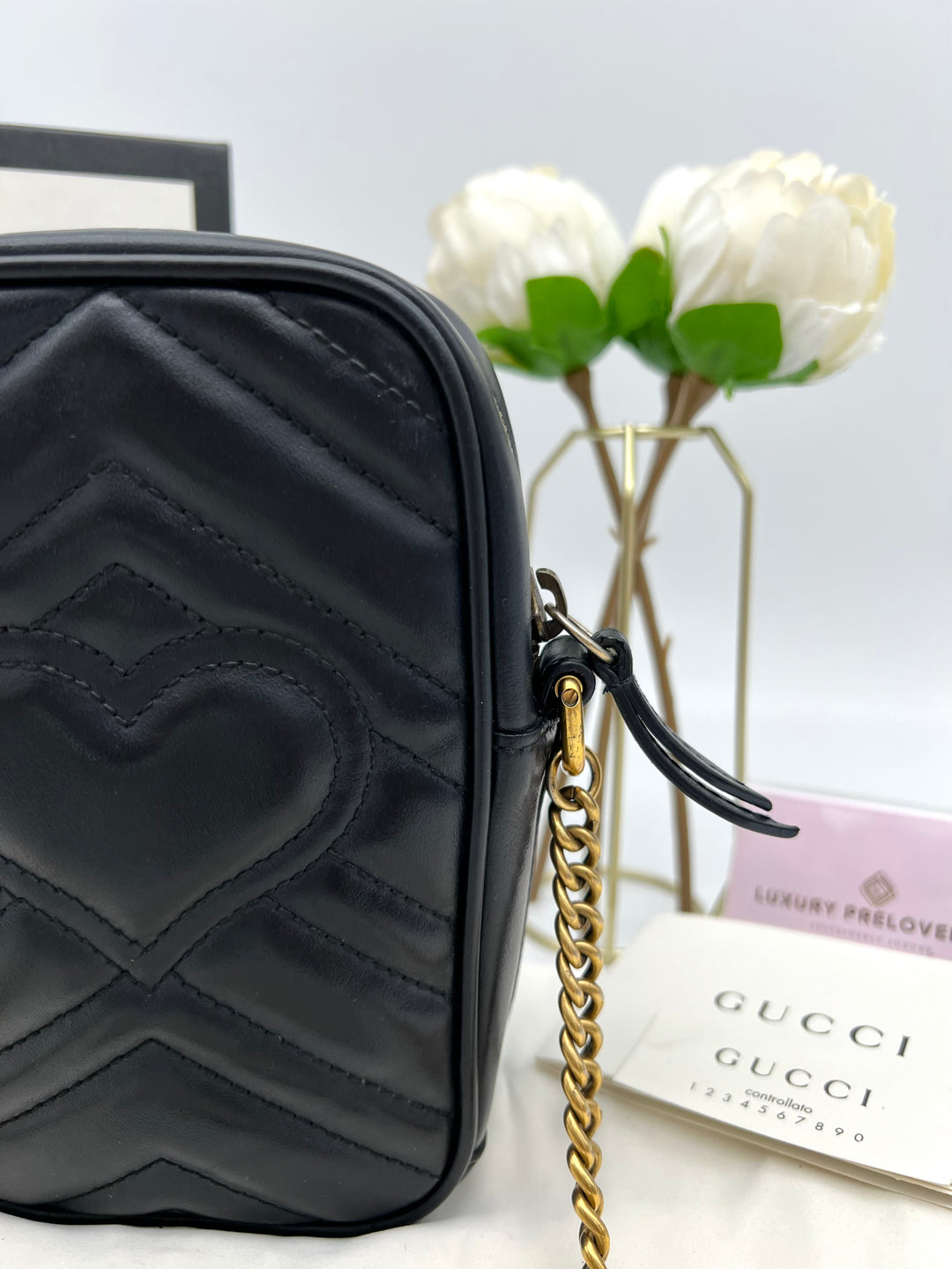 GUCCI GG MARMONT SMALL CHAIN SHOULDER BAG