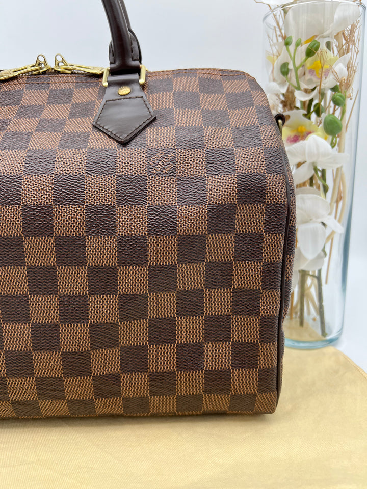LOUIS VUITTON BANDOULIERE 30 DAMIER EBENE