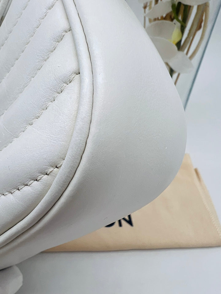 LOUIS VUITTON NEW WAVE MULTI POCHETTE