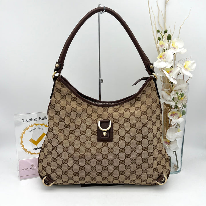 GUCCI  GG CANVAS ABBEY SHOULDER BAG