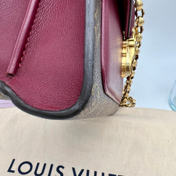 LOUIS VUITTON VICTOIRE RAISIN