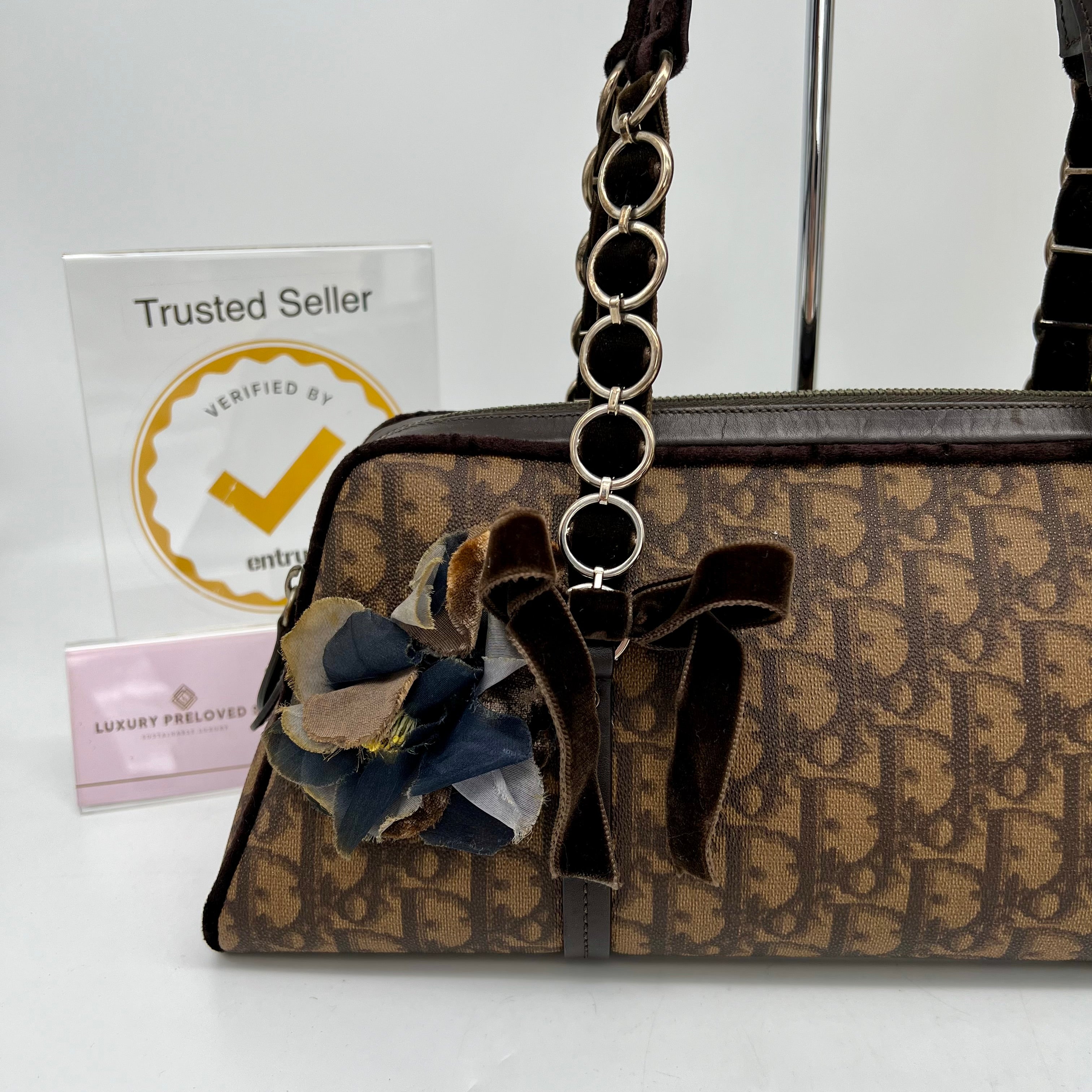 CHRISTIAN DIOR ROMANTIQUE BOSTON BAG VINTAGE – Luxury Preloved SG