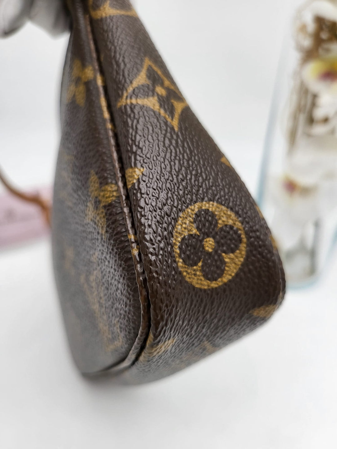 LOUIS VUITTON POCHETTE ACCESSORIES MONOGRAM