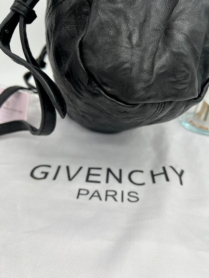 GIVENCHY PANDORA CLASSIC 2 WAY
