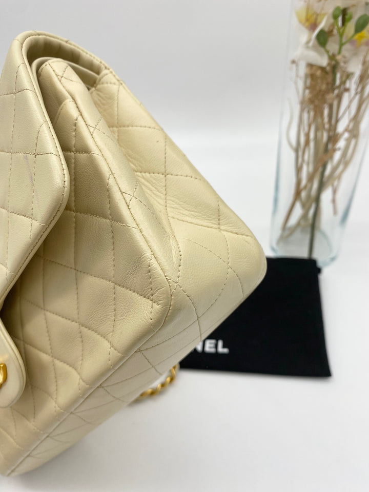 CHANEL VINTAGE DOUBLE FLAP LAMBSKIN BEIGE MEDIUM