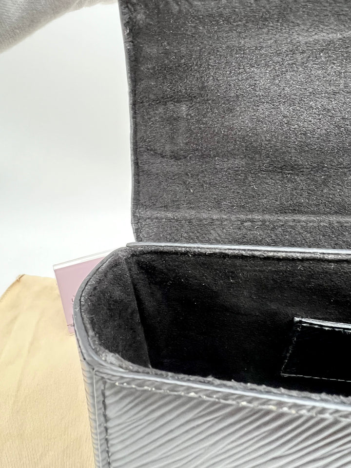LOUIS VUITTON TWIST BLACK EPI GHW