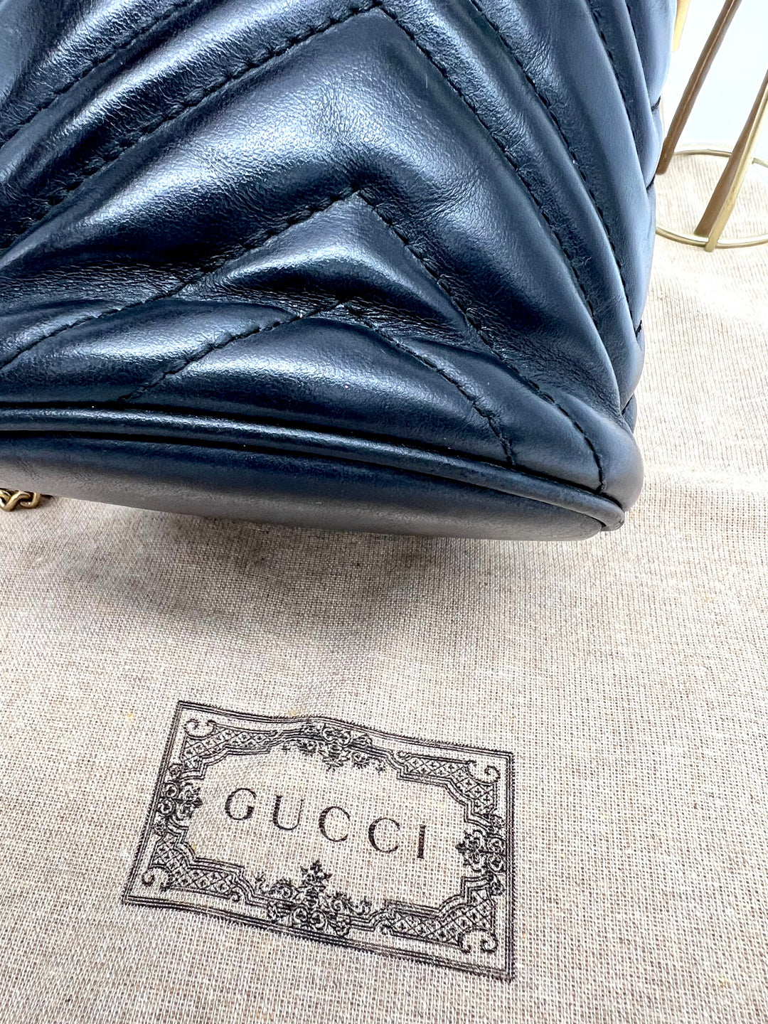 GUCCI MARMONT QUILTED GHW BUCKET BAG