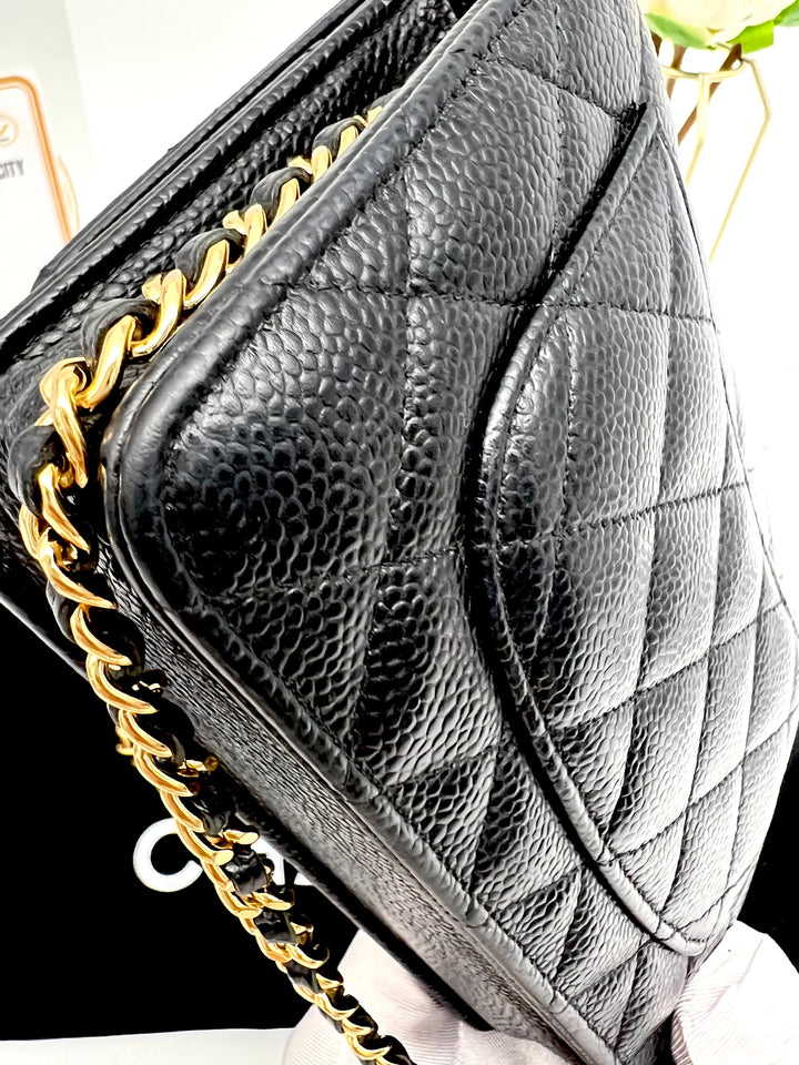 CHANEL CAVIAR WALLET ON CHAIN