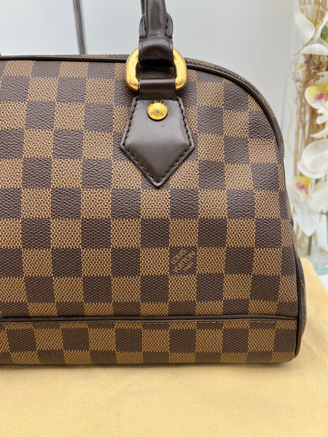LOUIS VUITTON DOUMO DAMIER HANDBAG