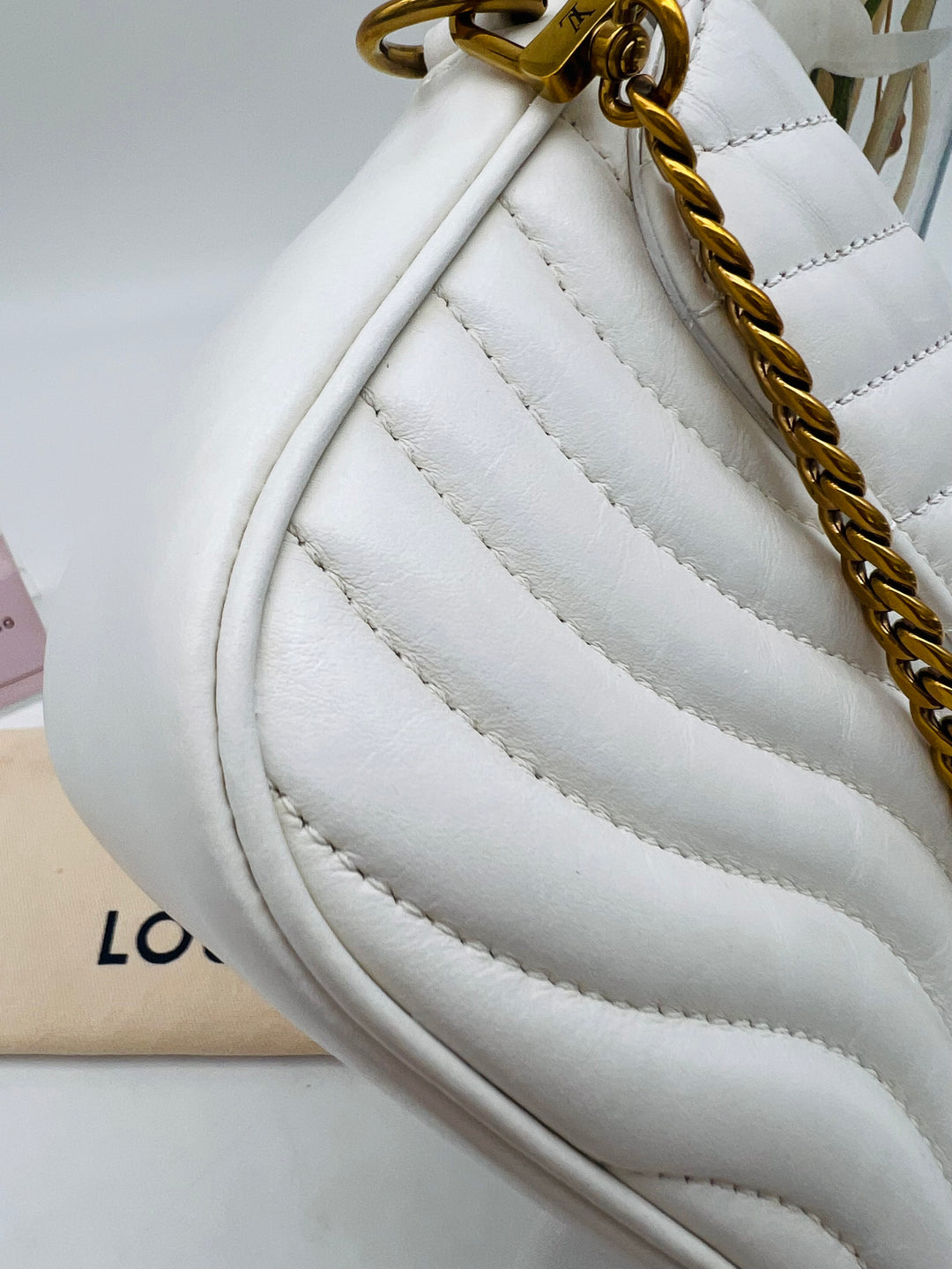 LOUIS VUITTON NEW WAVE MULTI POCHETTE