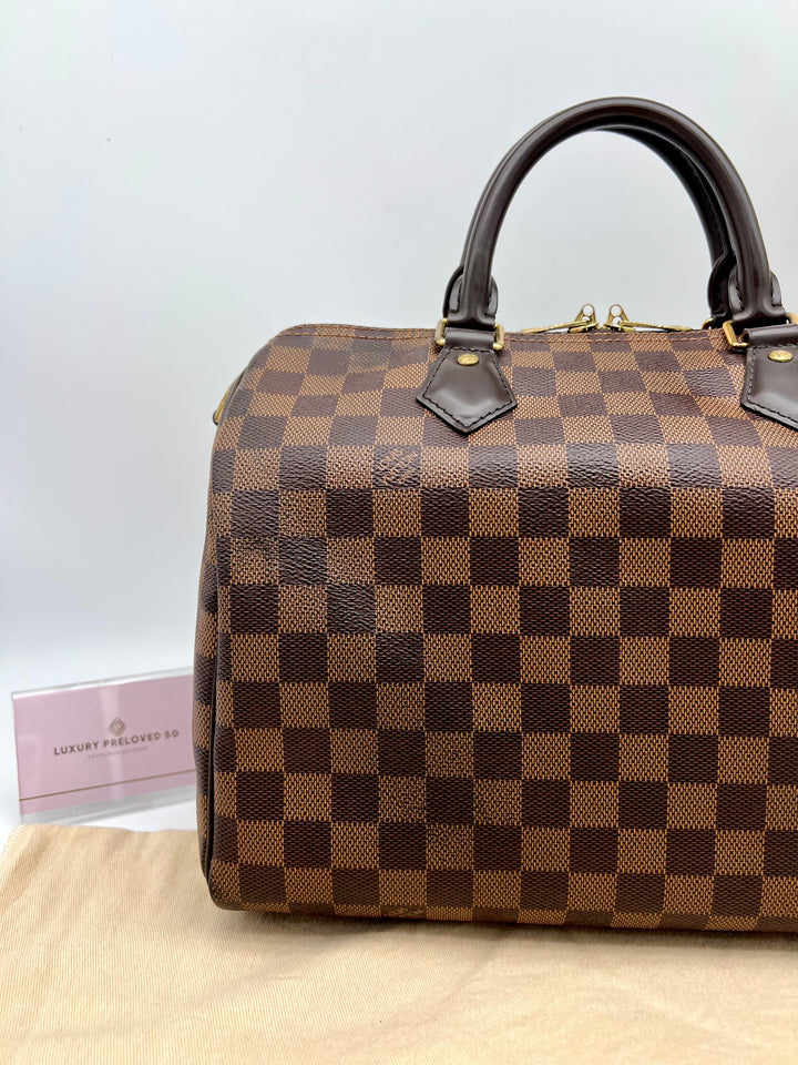 LOUIS VUITTON BANDOULIERE 30 DAMIER EBENE