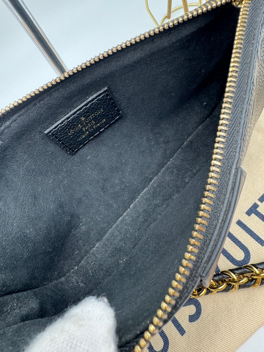 LOUIS VUITTON MULTI POCHETTE EMPRIENTE