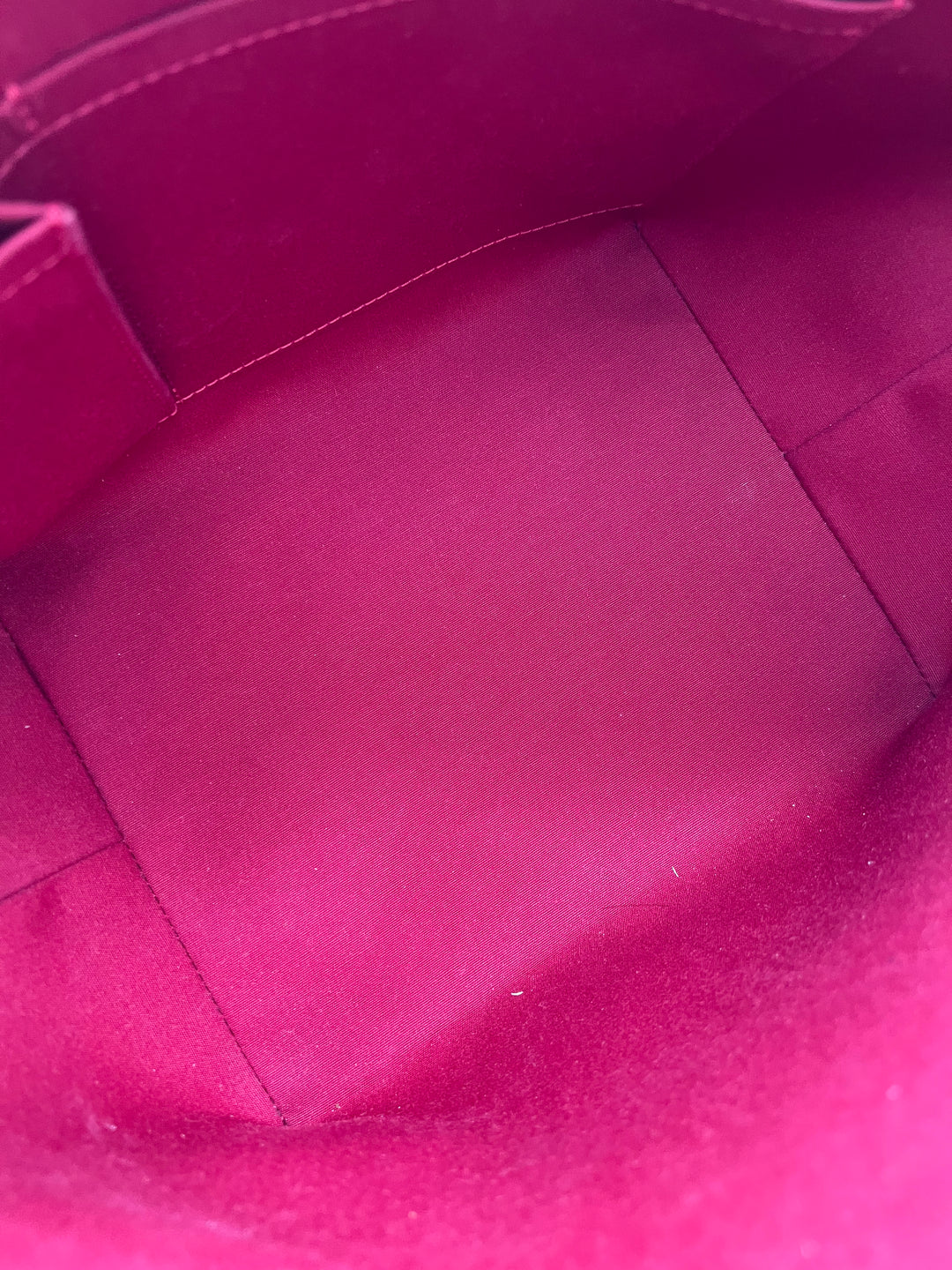 LOUIS VUITTON BELLEVUE VERNIS