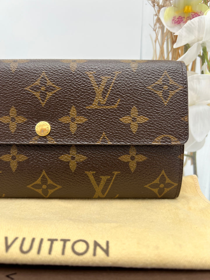 LOUIS VUITTON SARAH WALLET MONOGRAM