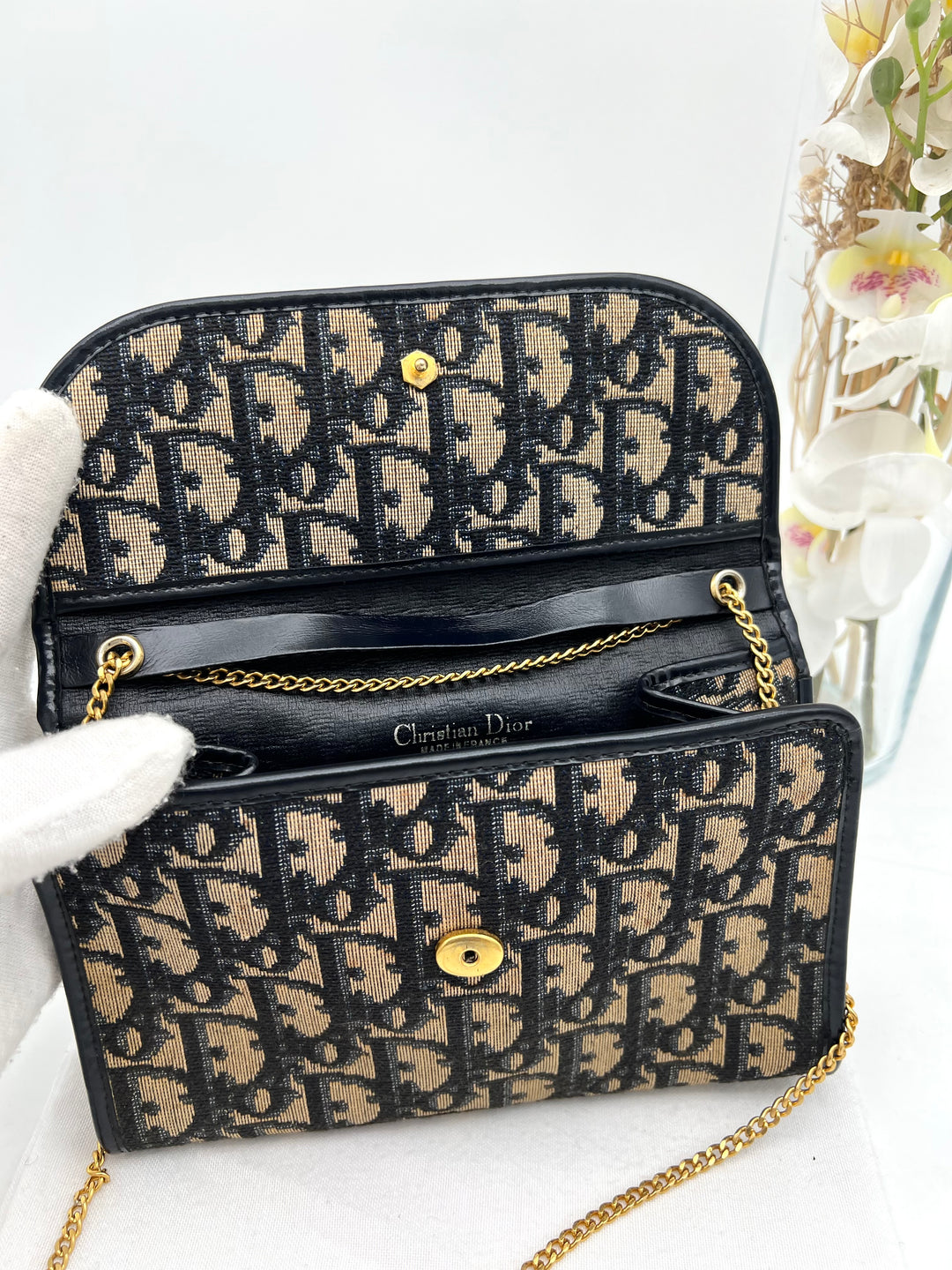 CHRISTIAN DIOR VINTAGE SHOULDER CHAIN BAG