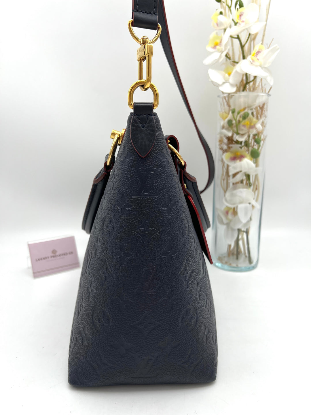 LOUIS VUITTON V TOTE MARINE ROUGE MM EMPRIENTE