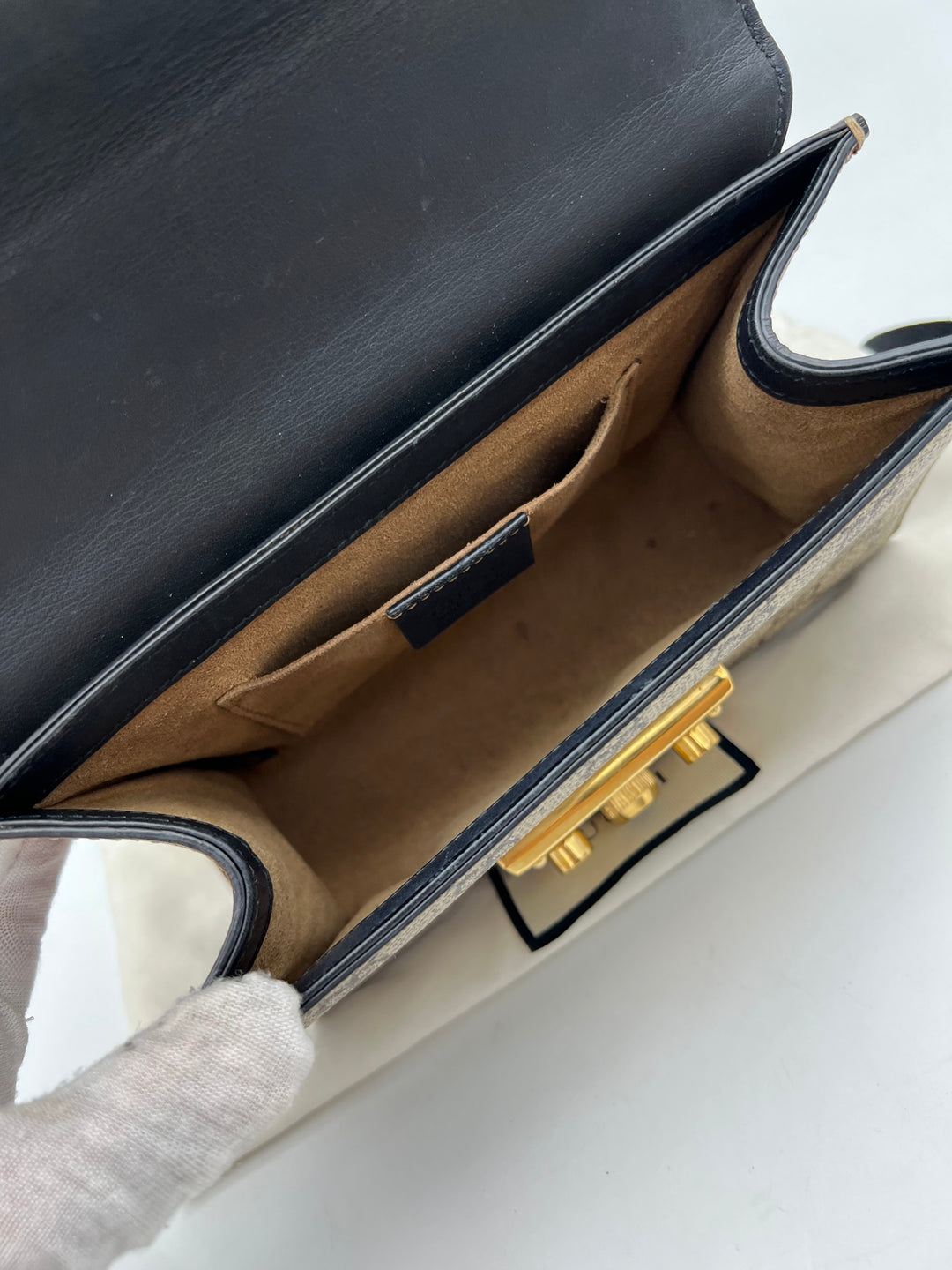 GUCCI PADLOCK GG SUPREME SMALL BAG