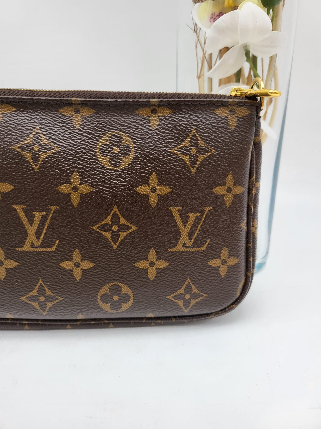 LOUIS VUITTON MULTI POCHETTE