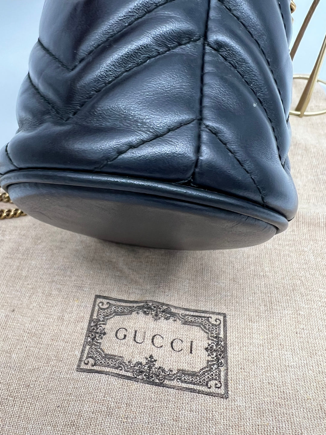 GUCCI MARMONT QUILTED GHW BUCKET BAG