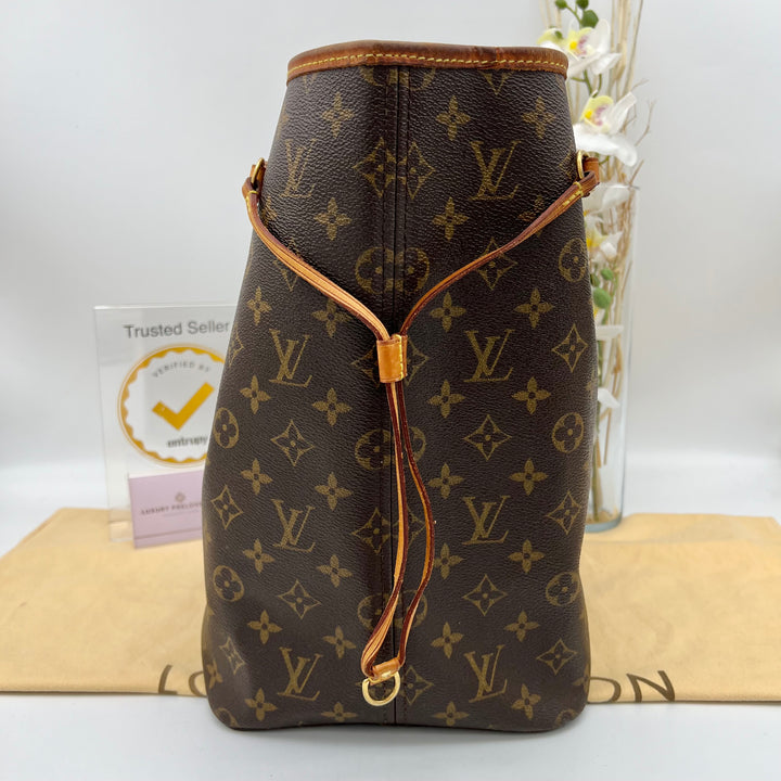 LOUIS VUITTON GM MONOGRAM