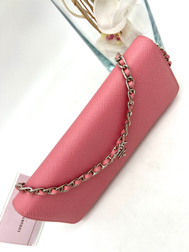 PRADA SAFFIANO WALLET ON CHAN
