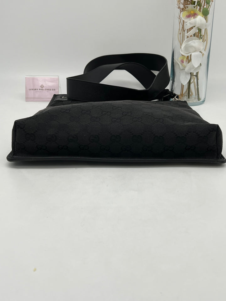 GUCCI GG CANVAS SLING BAG