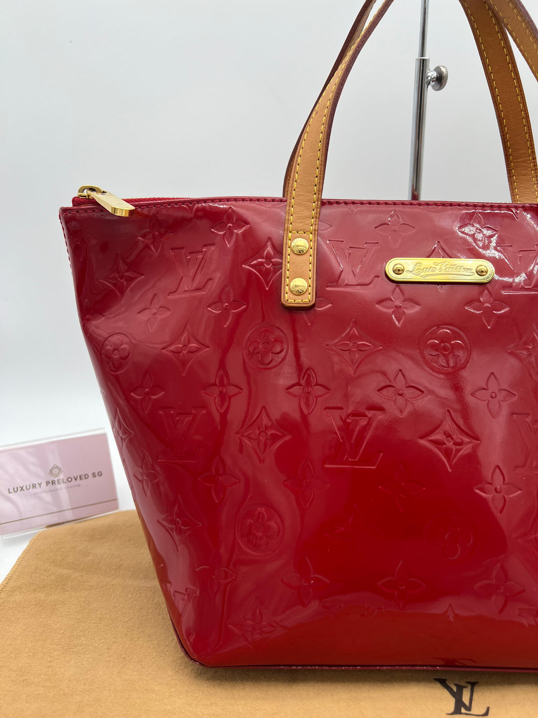 LOUIS VUITTON BELLEVUE VERNIS