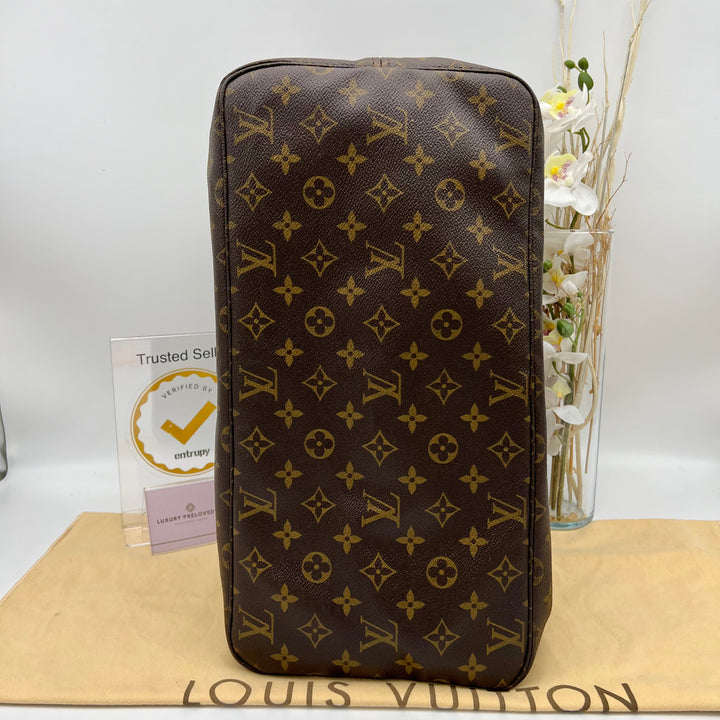 LOUIS VUITTON GM MONOGRAM