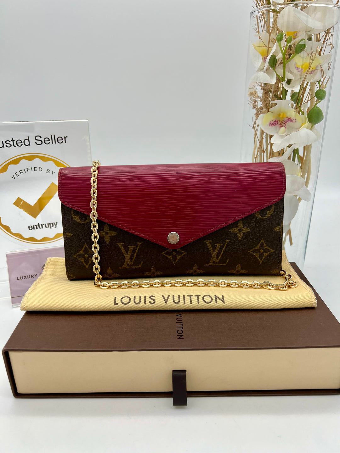 LOUIS VUITTON FUCHIA EPI MARIE WALLET