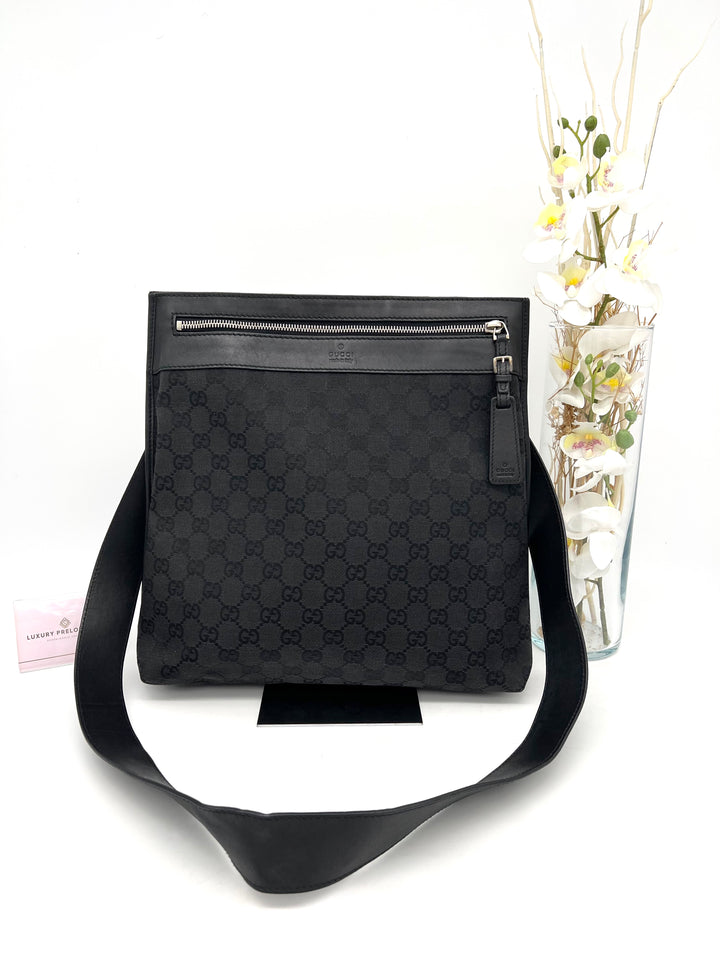 GUCCI GG CANVAS SLING BAG