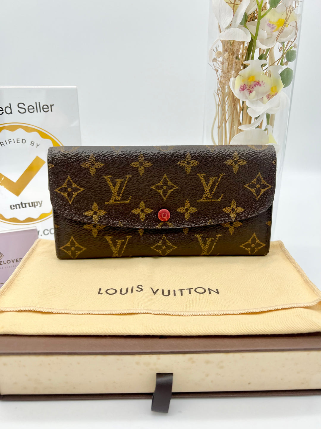 LOUIS VUITTON EMILIE  WALLET