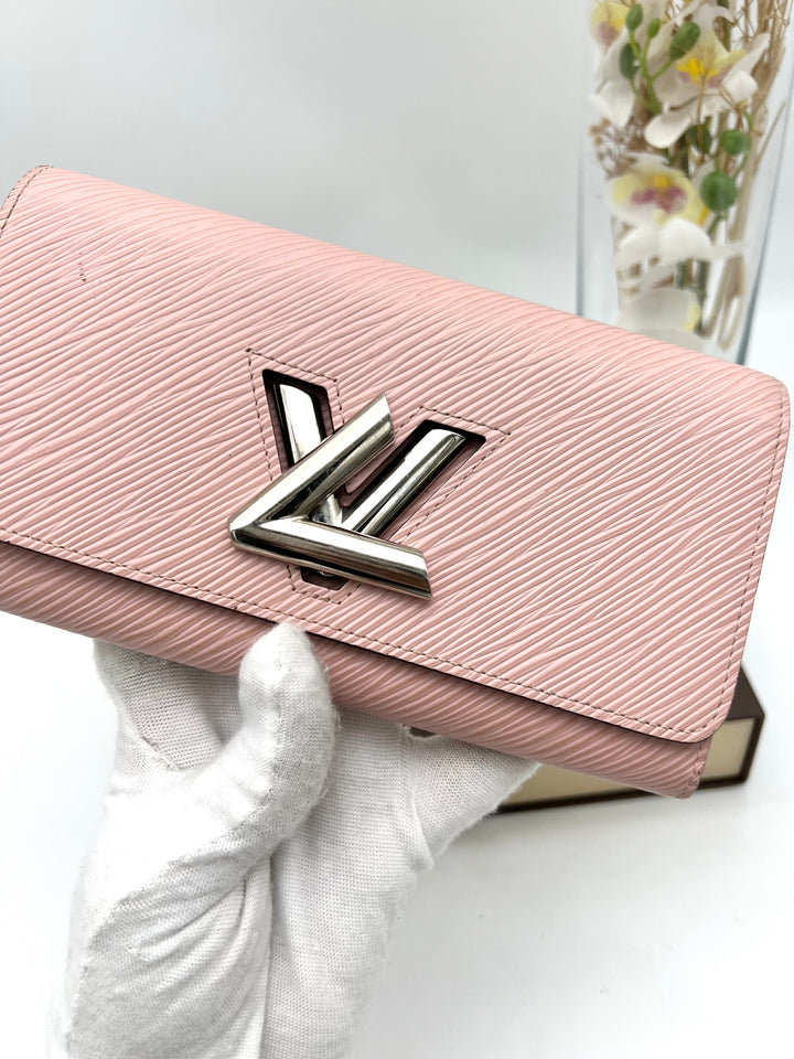 LOUIS VUITTON TWIST WALLET