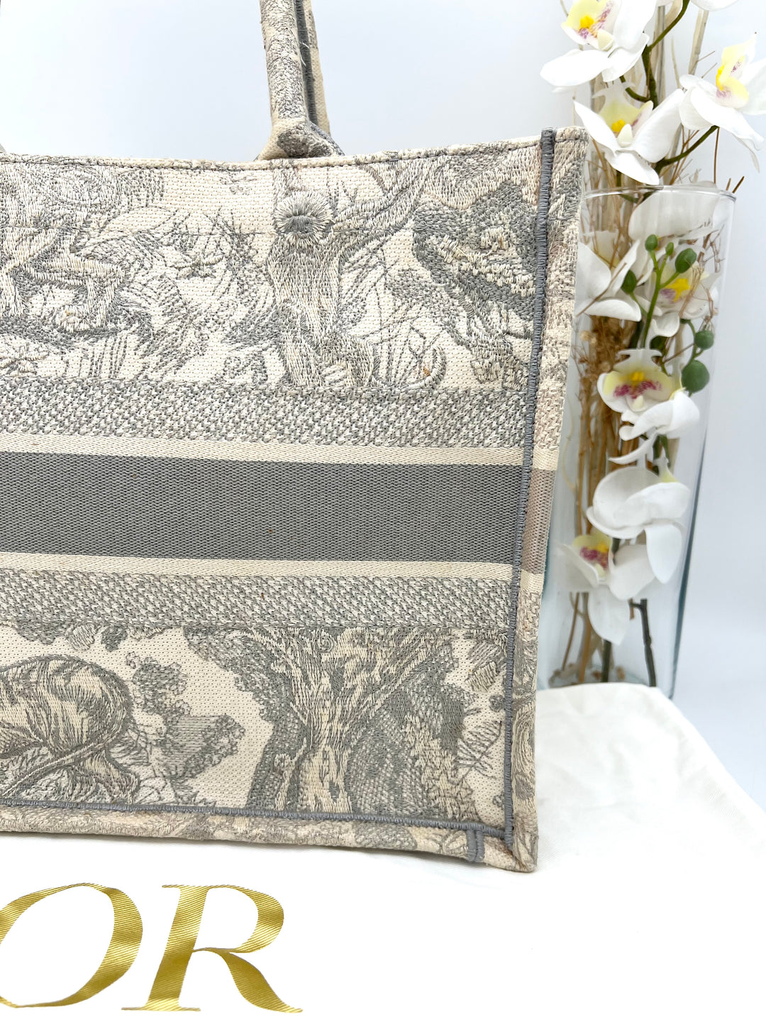 CHRISTIAN DIOR OBLIQUE BOOK TOTE GREY