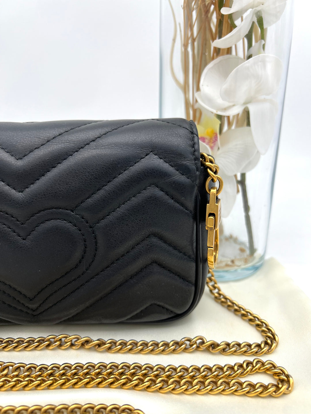 GUCCI GG MARMONT SUPER MINI METALASSE BLACK