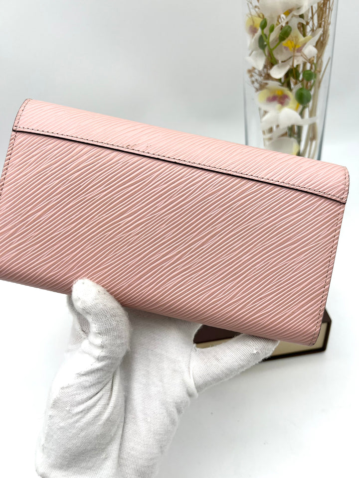 LOUIS VUITTON TWIST WALLET