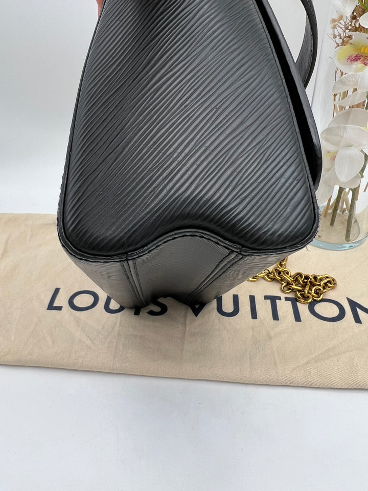 LOUIS VUITTON TWIST BLACK EPI GHW