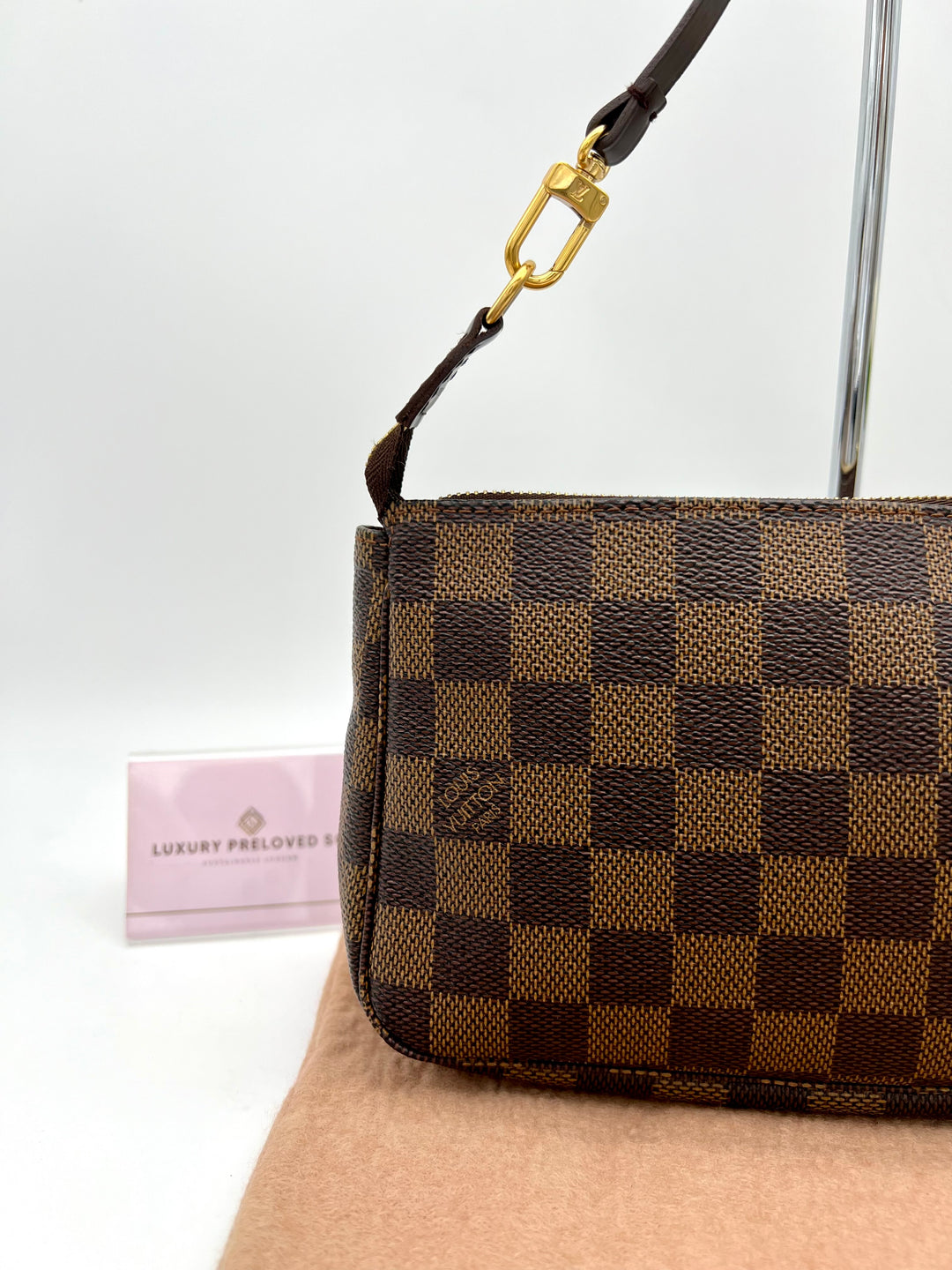 LOUIS VUITTON POCHETTE ACCESSORIES DAMIER
