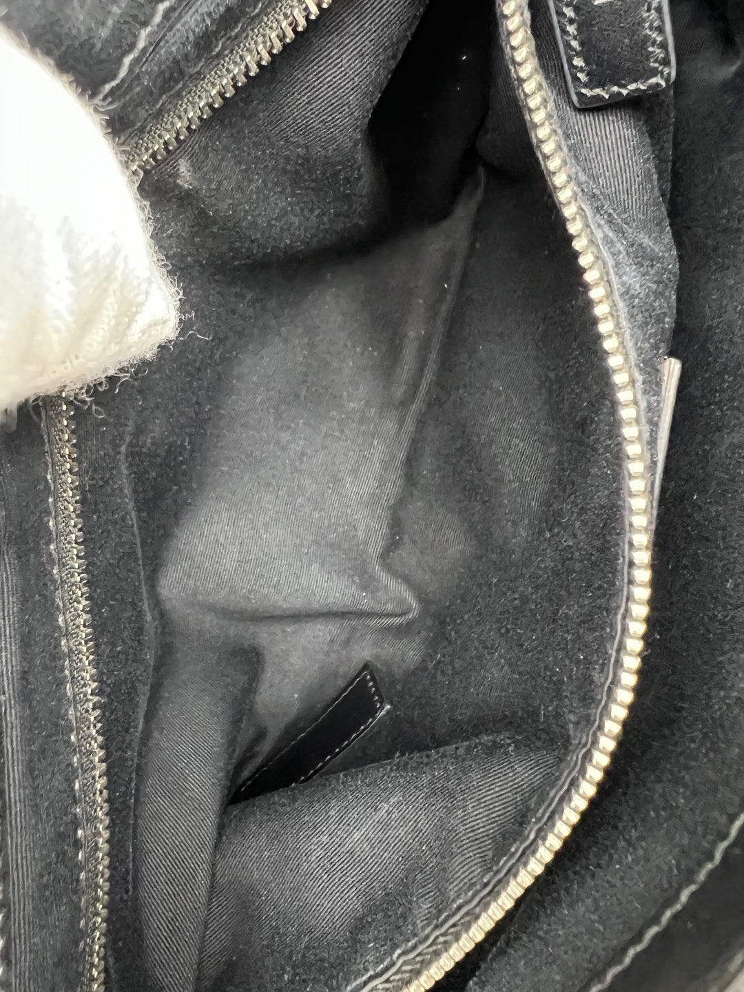 YVES SAINT LAURENT LOULOU MEDIUM