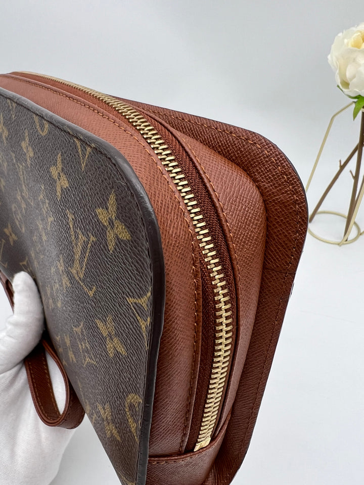 LOUIS VUITTON MONOGRAM ORSAY CLUTCH