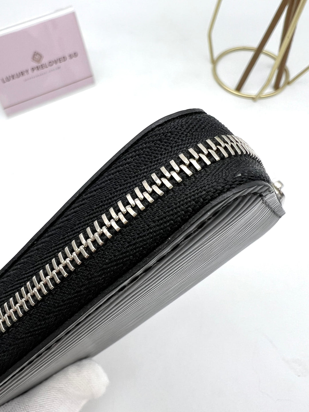 LOUIS VUITTON EPI NIOR ZIPPY COIN PURSE