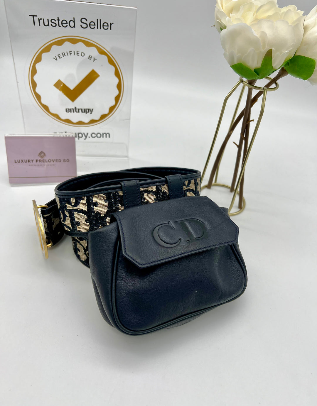 CHRISTIAN DIOR VINTAGE BELT & SMALL BODY BAG