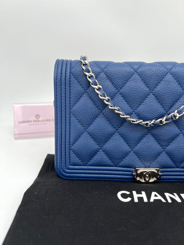 CHANEL CHEVRON CALFSKIN BOY WALLET ON CHAIN