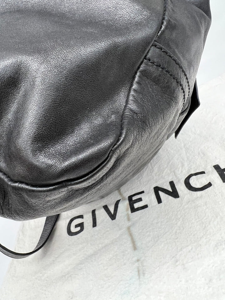 GIVENCHY PANDORA CLASSIC 2 WAY