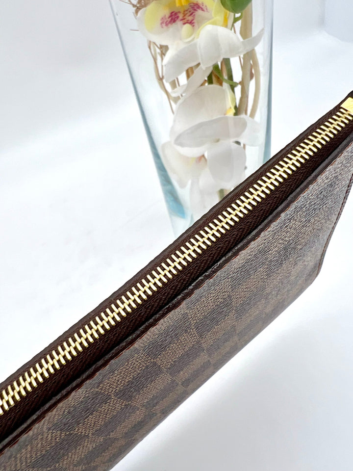 LOUIS VUITTON NEVERFULL MM DAMIER POUCH (RFID)