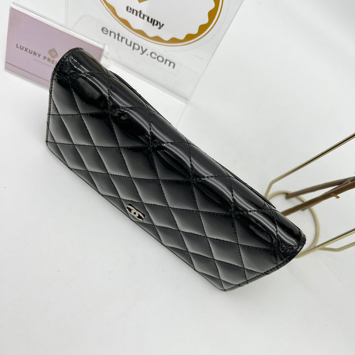 CHANEL BI FOLD NO 19 PATENT WALLET