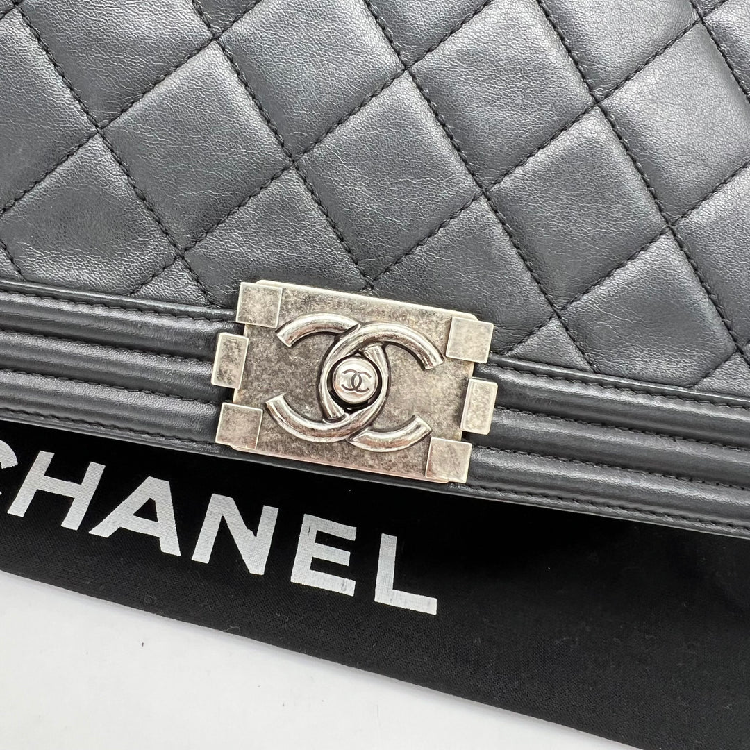 CHANEL LAMBSKIN NEW MEDIUM BOY